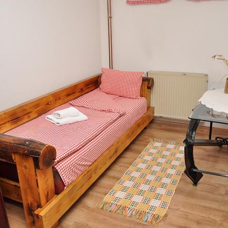 Inn Cakmara Raška Rom bilde