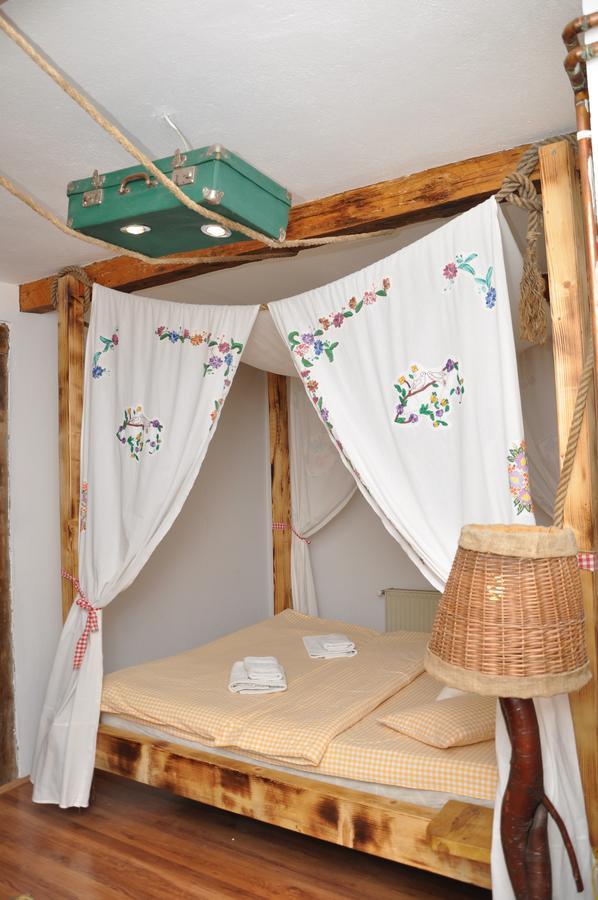 Inn Cakmara Raška Rom bilde